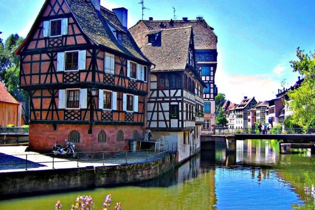 The-Alsace-La-Petite-France-Strasbourg-Alsace-France-646x970